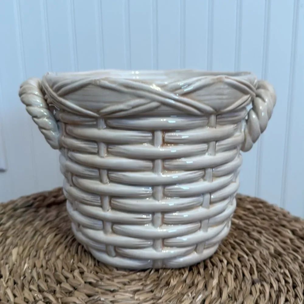 Country Gourmet by FITZ & FLOYD Woven Ceramic Basket Planter
